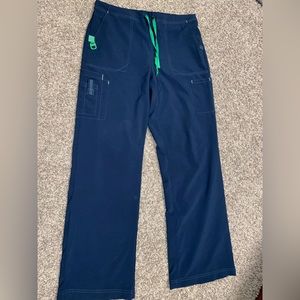 Women’s Carhartt scrub pants